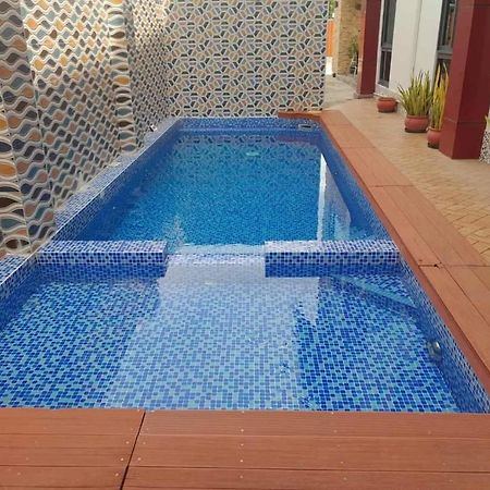 Breeze Apartments Нади Екстериор снимка