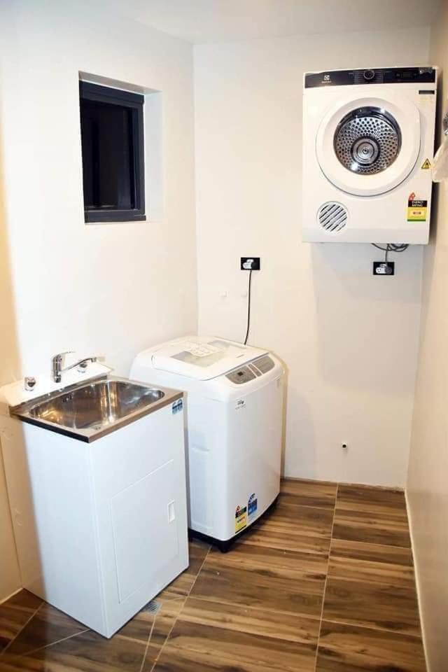 Breeze Apartments Нади Екстериор снимка